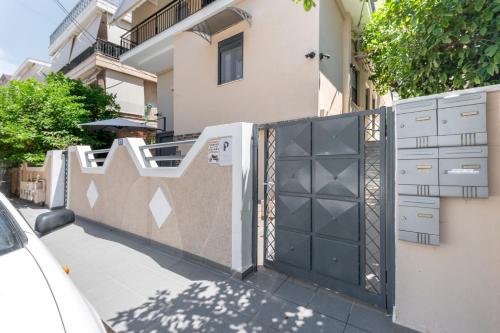 Cozy & Harmony Home in Glyfada Athens