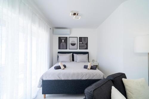 Ocean View Penthouse Studio with 70m2 PrivateTerrace