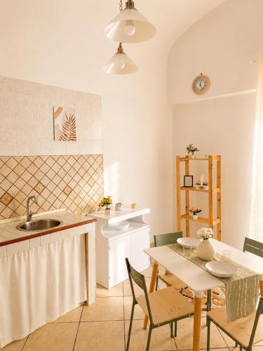 Parthenope Heritage Living