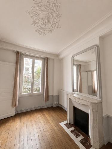 NEW Parisian Haussmann Apartment TheDreamers