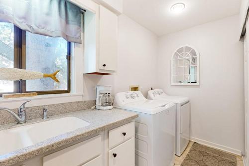Racquet Club Villas 2327 photo 16