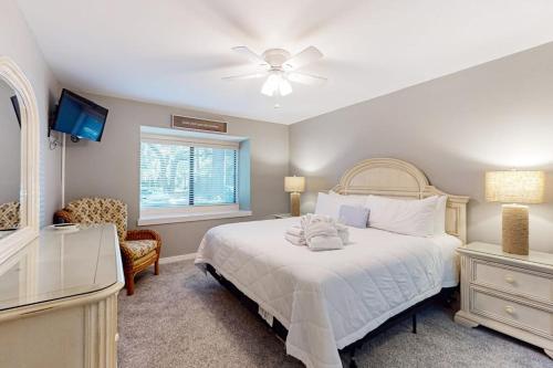 Racquet Club Villas 2327 photo 17