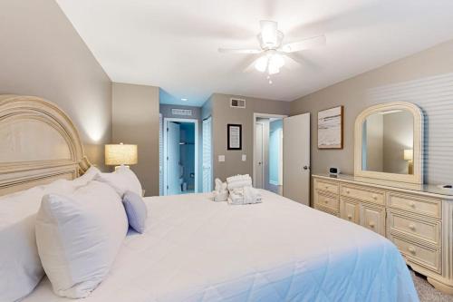 Racquet Club Villas 2327 photo 18