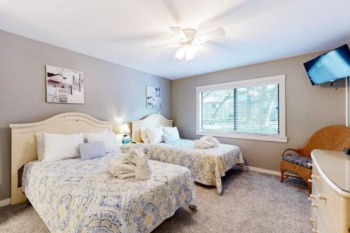 Racquet Club Villas 2327 photo 21