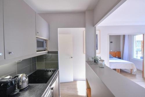 Cosy Apt With Balcony - Buttes Chaumont