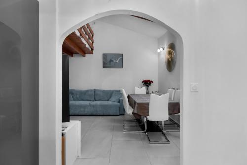 Appartement au centre de cannes en face du port - Climatisé