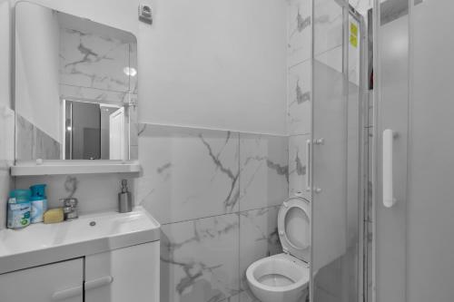 Appartement au centre de cannes en face du port - Climatisé