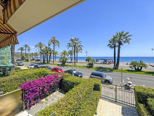 Sea Front Pearl Promenade Nice France