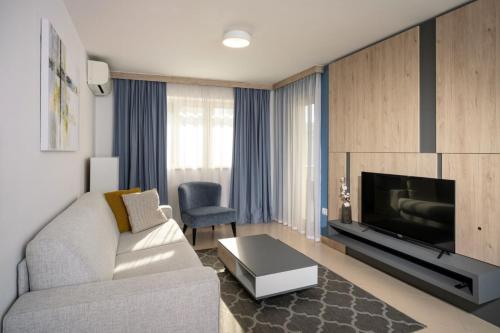 Family-friendly apartments with swimming pool Rozac, Umag - 27246