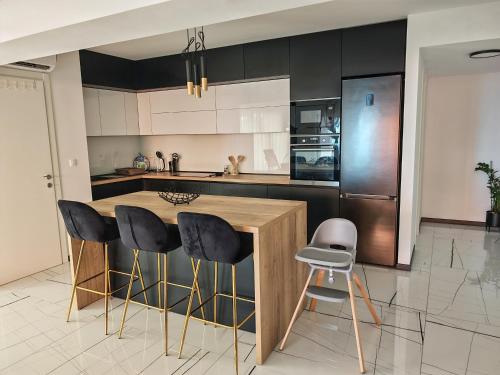 Azure Marine Apartment