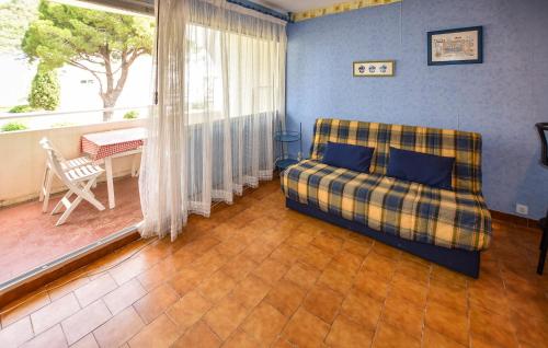 1 Bedroom Beautiful Apartment In Le Grau-Du-Roi