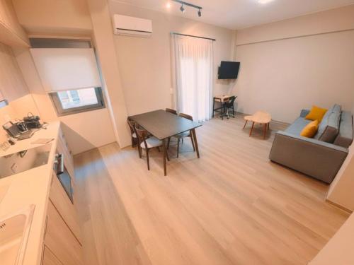 Theas Living B1