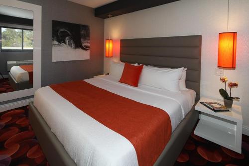 Ένα ή περισσότερα κρεβάτια σε δωμάτιο στο Lexen Hotel - Hollywood