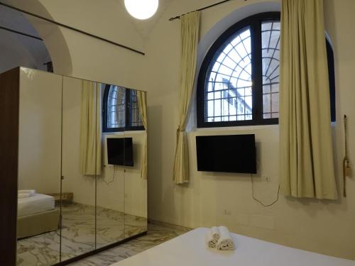 Helmirage Luxury Fori Imperiali
