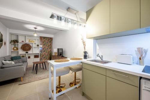 2 bedroom appartement near sea