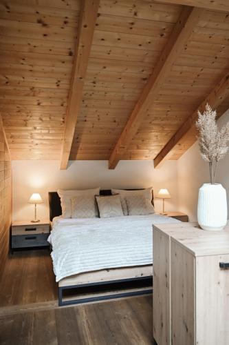 Center Chalet