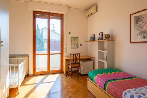 Terraced House - Quiet neighborhood - Free Parking