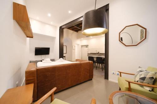 Golden House BuddyRent