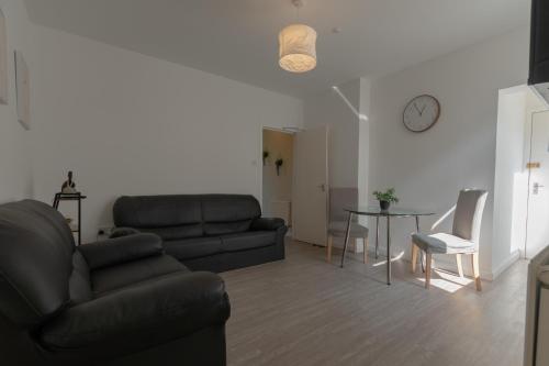 Edinburgh Shore Apartments photo 40