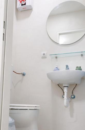 Modern 1BR Stay Comfort for 3 in Central Vienna