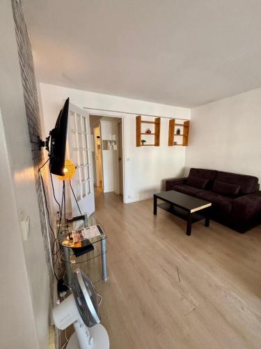 Studio Tour Eiffel Lecourbe Paris