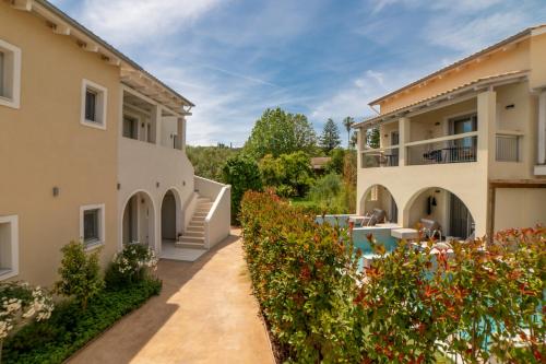 Eterrano Seaside Retreat