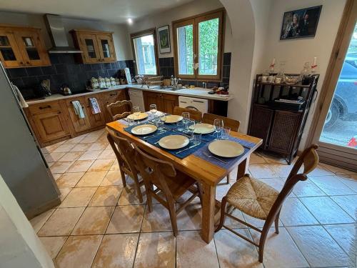 Spacious 2 Bedroom in Chamonix Center