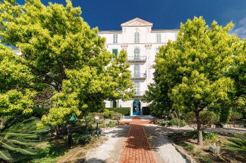 PDF RDC - 2 BDR apartment with terrace - Quiet and close to beaches