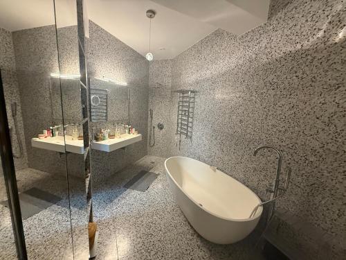Appartement 4 chambres 200 m2, terrasse