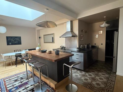 Appartement 4 chambres 200 m2, terrasse