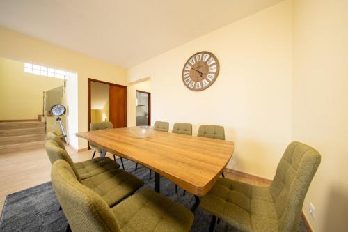 Flowers Island House 7