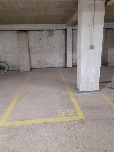 Rooftop apartment Cannes center - Parking photo 19