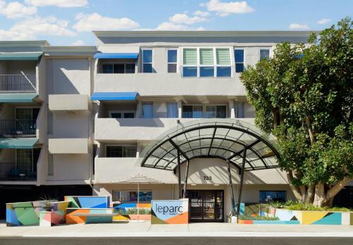 Le Parc at Melrose photo 89