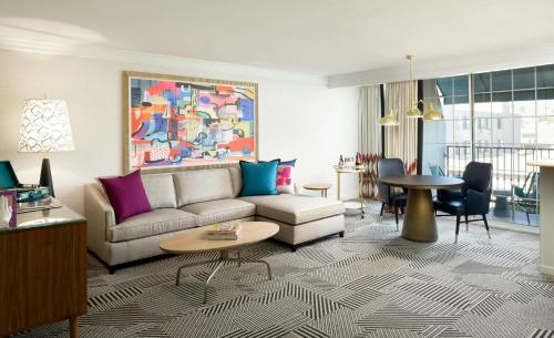 Le Parc at Melrose photo 107