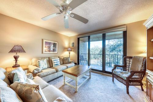 Peaceful Oceanfront Villa with Pools Hot Tub Tennis & Ocean View photo 4