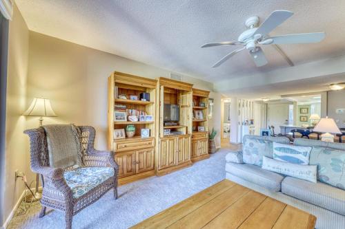 Peaceful Oceanfront Villa with Pools Hot Tub Tennis & Ocean View photo 6
