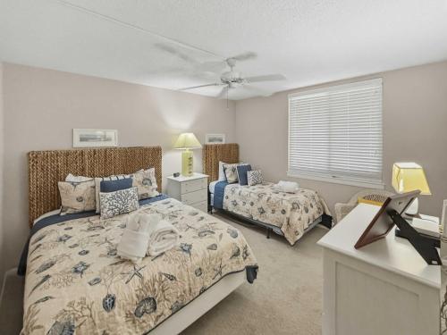 Peaceful Oceanfront Villa with Pools Hot Tub Tennis & Ocean View photo 19