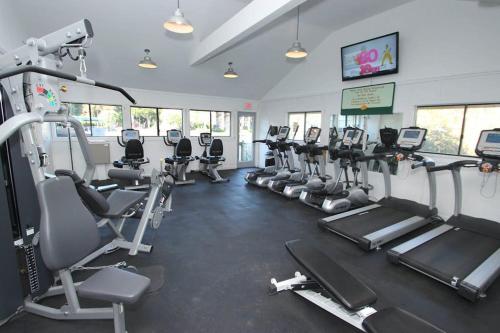 Peaceful Oceanfront Villa with Pools Hot Tub Tennis & Ocean View photo 29