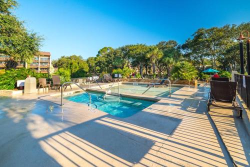 Quiet Hilton Head Getaway with WiFi Pool Hot Tub & Ocean View photo 20