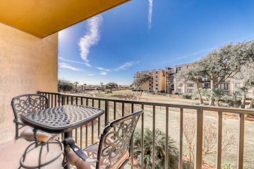 Spacious villa with pool hot tub playground & cute decor - steps from beach photo 12