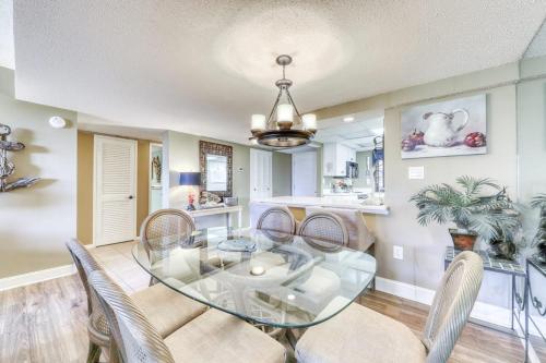 Spacious villa with pool hot tub playground & cute decor - steps from beach photo 15