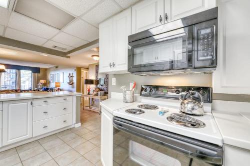 Spacious villa with pool hot tub playground & cute decor - steps from beach photo 19