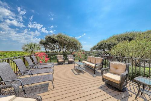 Spacious villa with pool hot tub playground & cute decor - steps from beach photo 31