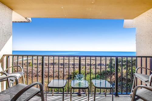Cozy oceanfront villa tennis courts hot tub shared pool and ocean view photo 3