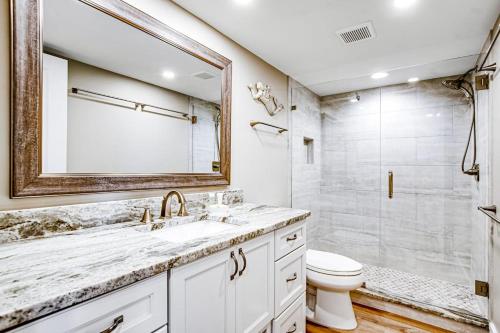 Cozy oceanfront villa tennis courts hot tub shared pool and ocean view photo 20