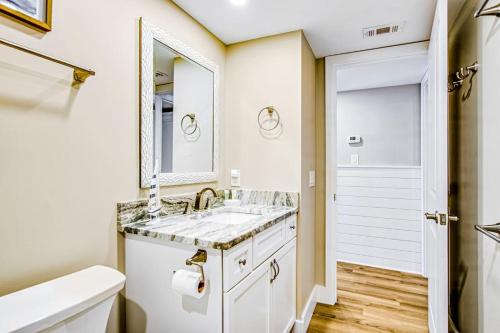 Cozy oceanfront villa tennis courts hot tub shared pool and ocean view photo 26