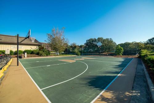 Cozy oceanfront villa tennis courts hot tub shared pool and ocean view photo 35