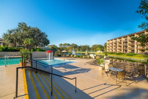 Cozy oceanfront villa tennis courts hot tub shared pool and ocean view photo 39