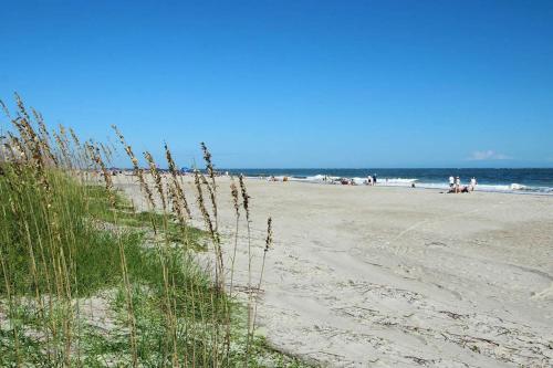 Oceanfront Villa with Ocean Views Shared Pool Hot Tub and More - Walk to Beach photo 30