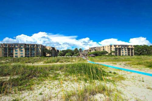 3rd-floor condo with balcony lagoon views pools tennis courts & beach access photo 25